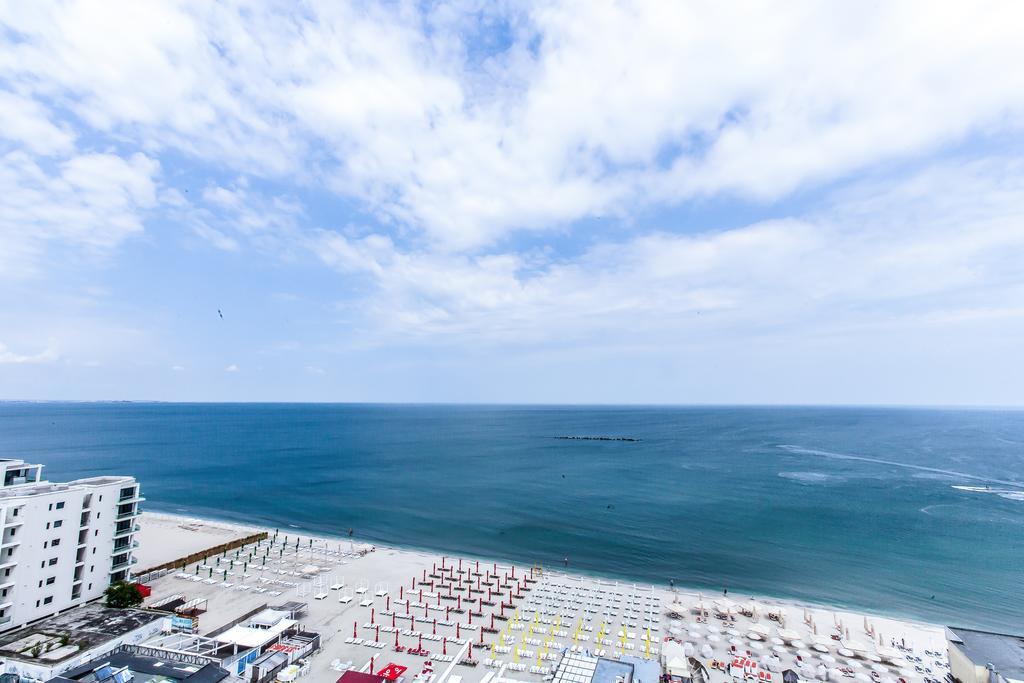 Hotel Riviera Мамая Екстер'єр фото